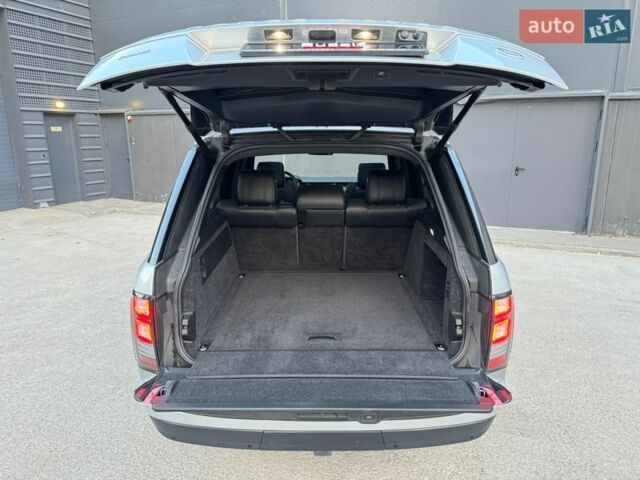 Серый Ленд Ровер Рендж Ровер, объемом двигателя 3 л и пробегом 216 тыс. км за 36996 $, фото 64 на Automoto.ua