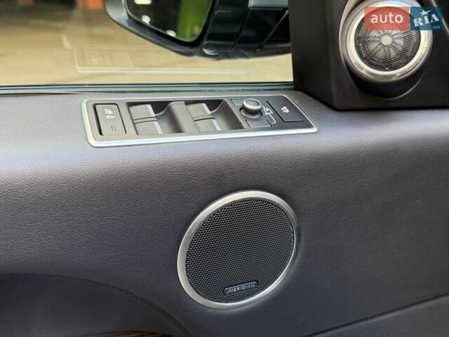 Серый Ленд Ровер Рендж Ровер, объемом двигателя 3 л и пробегом 150 тыс. км за 36990 $, фото 19 на Automoto.ua