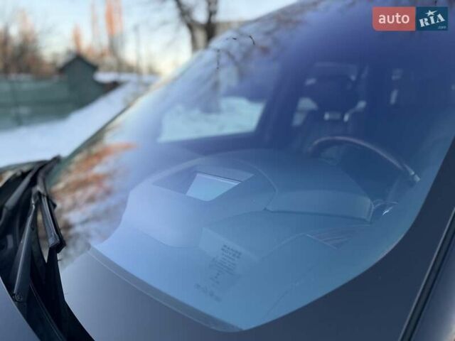 Сірий Ленд Ровер Рендж Ровер, об'ємом двигуна 5 л та пробігом 156 тис. км за 38700 $, фото 10 на Automoto.ua