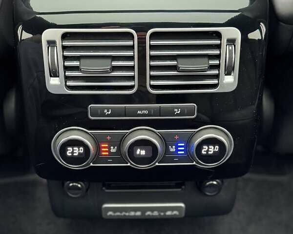 Сірий Ленд Ровер Рендж Ровер, об'ємом двигуна 2.99 л та пробігом 116 тис. км за 36700 $, фото 37 на Automoto.ua