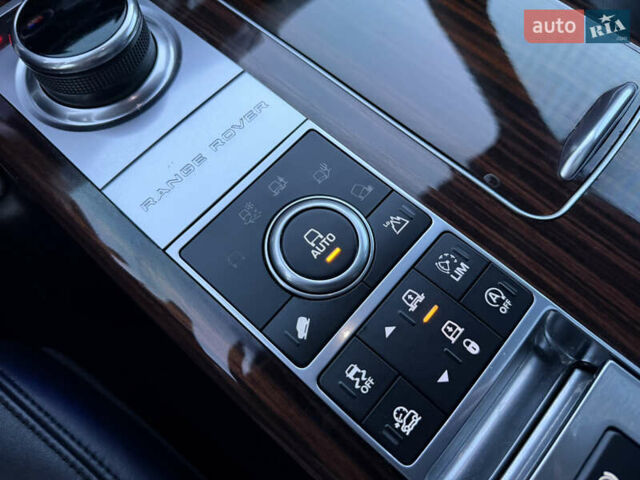 Серый Ленд Ровер Рендж Ровер, объемом двигателя 3 л и пробегом 190 тыс. км за 39500 $, фото 31 на Automoto.ua