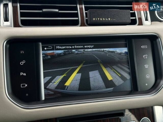 Серый Ленд Ровер Рендж Ровер, объемом двигателя 2.99 л и пробегом 127 тыс. км за 33000 $, фото 27 на Automoto.ua