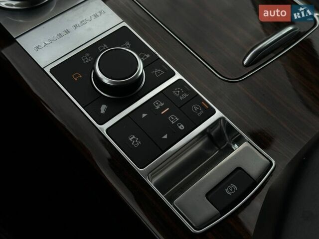 Серый Ленд Ровер Рендж Ровер, объемом двигателя 2.99 л и пробегом 127 тыс. км за 33000 $, фото 34 на Automoto.ua