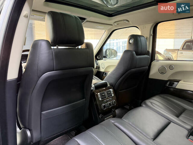 Сірий Ленд Ровер Рендж Ровер, об'ємом двигуна 2.99 л та пробігом 125 тис. км за 33900 $, фото 22 на Automoto.ua