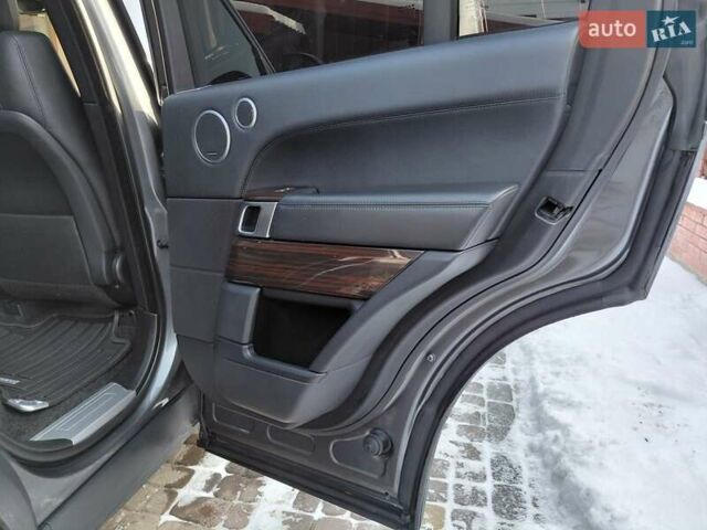 Серый Ленд Ровер Рендж Ровер, объемом двигателя 2.99 л и пробегом 204 тыс. км за 35000 $, фото 63 на Automoto.ua