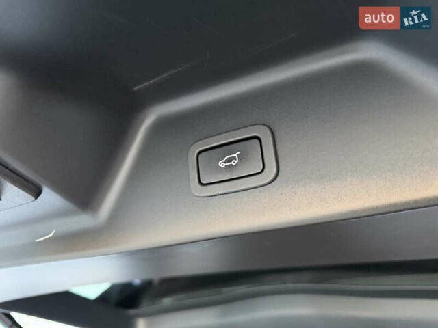 Серый Ленд Ровер Рендж Ровер, объемом двигателя 3 л и пробегом 190 тыс. км за 39500 $, фото 15 на Automoto.ua