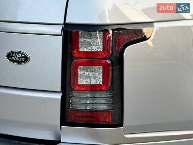 Серый Ленд Ровер Рендж Ровер, объемом двигателя 3 л и пробегом 216 тыс. км за 36996 $, фото 28 на Automoto.ua