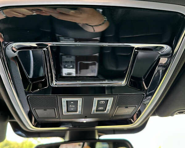 Серый Ленд Ровер Рендж Ровер, объемом двигателя 2.99 л и пробегом 189 тыс. км за 31000 $, фото 9 на Automoto.ua