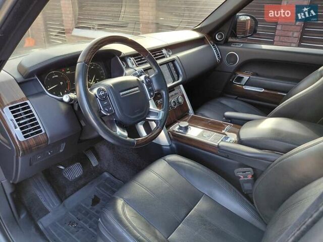 Серый Ленд Ровер Рендж Ровер, объемом двигателя 2.99 л и пробегом 204 тыс. км за 35000 $, фото 79 на Automoto.ua