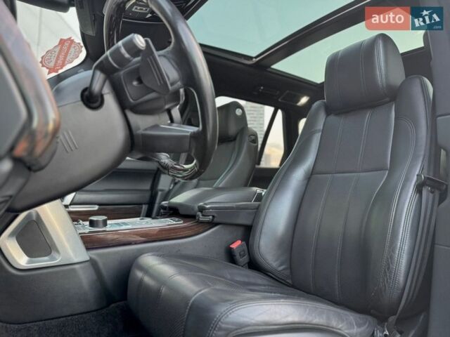 Серый Ленд Ровер Рендж Ровер, объемом двигателя 3 л и пробегом 216 тыс. км за 36996 $, фото 5 на Automoto.ua