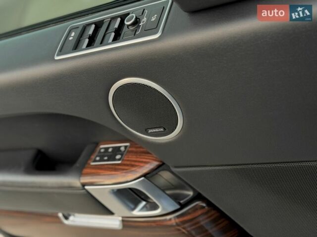 Серый Ленд Ровер Рендж Ровер, объемом двигателя 3 л и пробегом 216 тыс. км за 36996 $, фото 48 на Automoto.ua