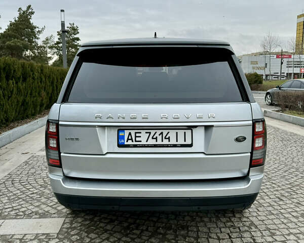 Серый Ленд Ровер Рендж Ровер, объемом двигателя 3 л и пробегом 141 тыс. км за 40000 $, фото 5 на Automoto.ua