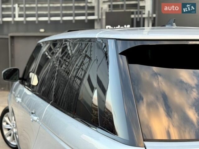 Серый Ленд Ровер Рендж Ровер, объемом двигателя 3 л и пробегом 216 тыс. км за 36996 $, фото 31 на Automoto.ua