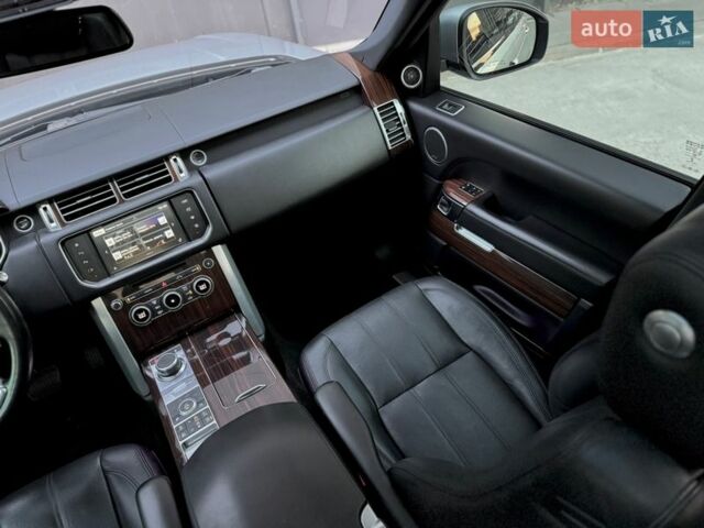 Серый Ленд Ровер Рендж Ровер, объемом двигателя 3 л и пробегом 216 тыс. км за 36996 $, фото 75 на Automoto.ua