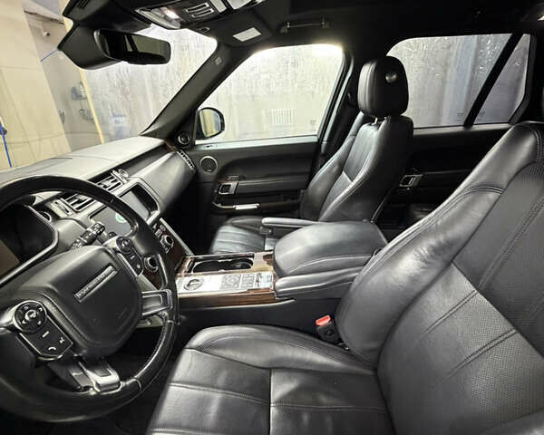 Серый Ленд Ровер Рендж Ровер, объемом двигателя 2.99 л и пробегом 210 тыс. км за 41000 $, фото 9 на Automoto.ua