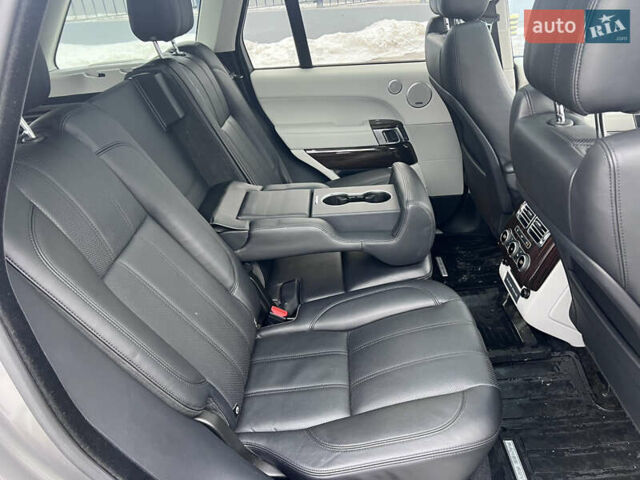 Серый Ленд Ровер Рендж Ровер, объемом двигателя 3 л и пробегом 158 тыс. км за 44000 $, фото 64 на Automoto.ua