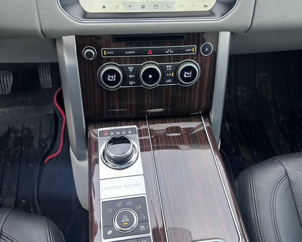 Серый Ленд Ровер Рендж Ровер, объемом двигателя 3 л и пробегом 158 тыс. км за 44000 $, фото 48 на Automoto.ua