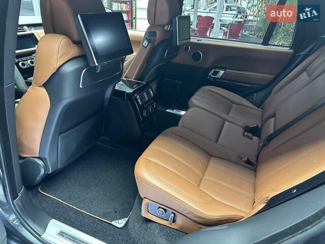 Серый Ленд Ровер Рендж Ровер, объемом двигателя 4.37 л и пробегом 61 тыс. км за 87704 $, фото 38 на Automoto.ua