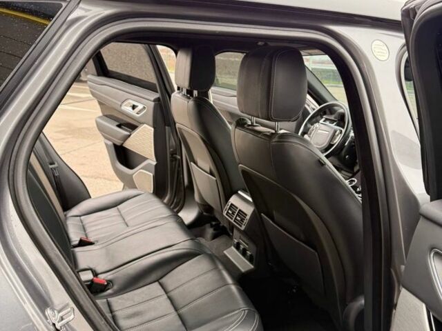 Серый Ленд Ровер Рендж Ровер, объемом двигателя 2 л и пробегом 147 тыс. км за 31900 $, фото 12 на Automoto.ua