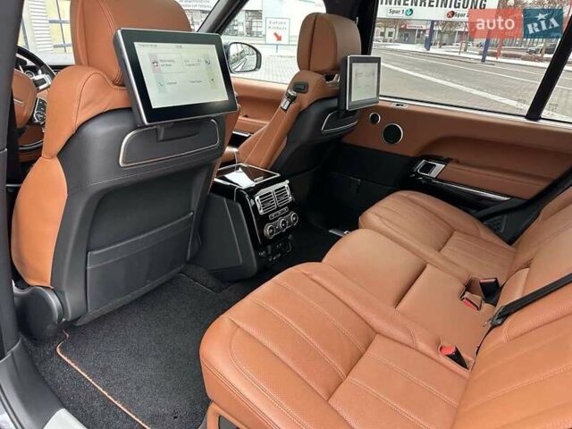 Серый Ленд Ровер Рендж Ровер, объемом двигателя 4.37 л и пробегом 61 тыс. км за 87704 $, фото 11 на Automoto.ua