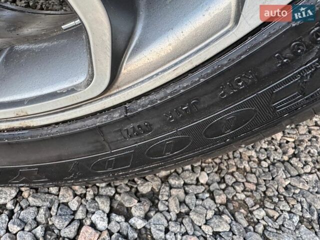 Серый Ленд Ровер Рендж Ровер, объемом двигателя 3 л и пробегом 153 тыс. км за 29900 $, фото 49 на Automoto.ua