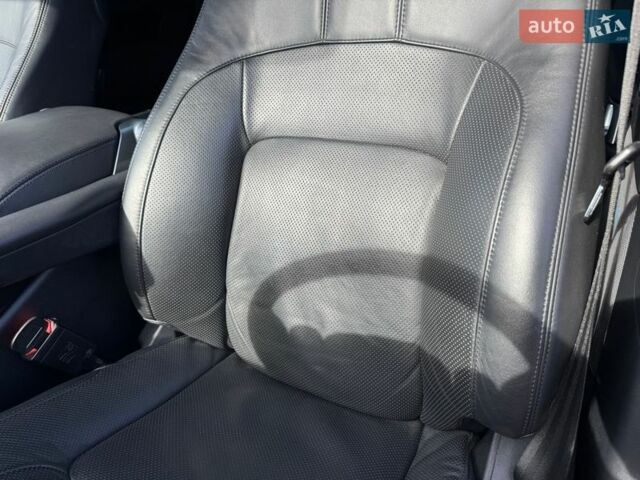 Серый Ленд Ровер Рендж Ровер, объемом двигателя 5 л и пробегом 158 тыс. км за 57000 $, фото 30 на Automoto.ua