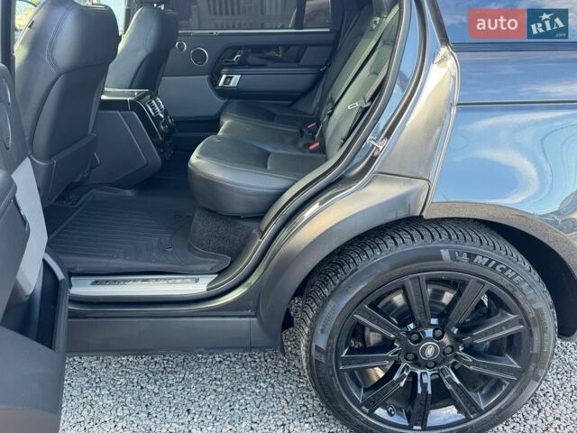 Серый Ленд Ровер Рендж Ровер, объемом двигателя 5 л и пробегом 158 тыс. км за 57000 $, фото 48 на Automoto.ua