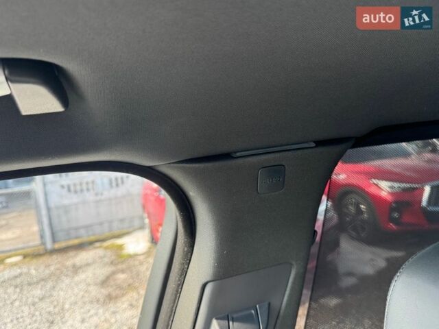 Серый Ленд Ровер Рендж Ровер, объемом двигателя 5 л и пробегом 158 тыс. км за 57000 $, фото 57 на Automoto.ua