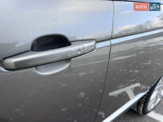 Серый Ленд Ровер Рендж Ровер, объемом двигателя 3 л и пробегом 158 тыс. км за 44000 $, фото 14 на Automoto.ua