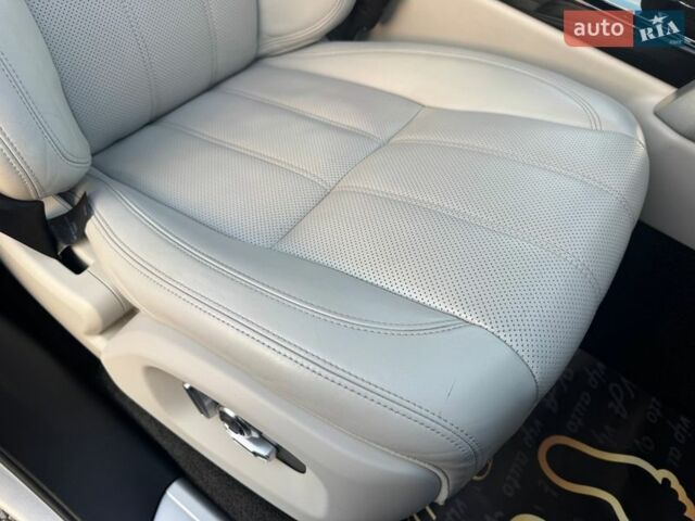 Серый Ленд Ровер Рендж Ровер, объемом двигателя 3 л и пробегом 153 тыс. км за 29900 $, фото 58 на Automoto.ua