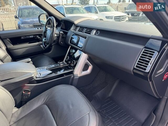 Серый Ленд Ровер Рендж Ровер, объемом двигателя 5 л и пробегом 158 тыс. км за 57000 $, фото 7 на Automoto.ua