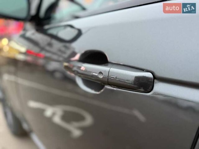 Сірий Ленд Ровер Рендж Ровер, об'ємом двигуна 5 л та пробігом 156 тис. км за 66990 $, фото 8 на Automoto.ua