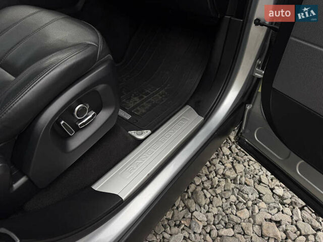 Сірий Ленд Ровер Рендж Ровер, об'ємом двигуна 2.99 л та пробігом 146 тис. км за 31999 $, фото 37 на Automoto.ua