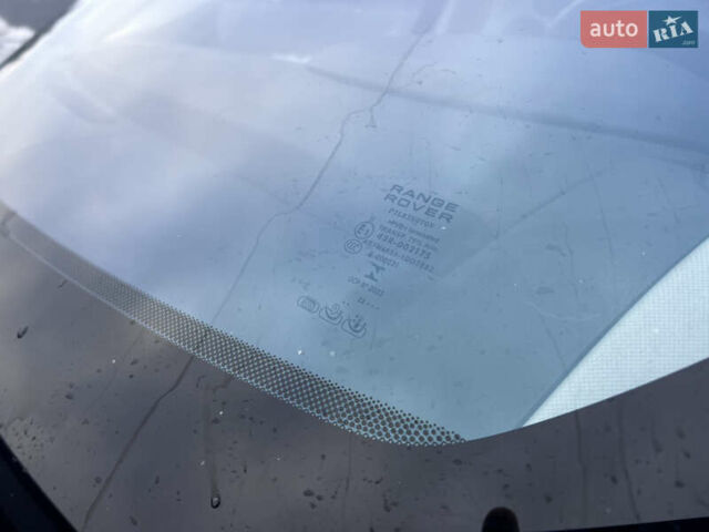 Серый Ленд Ровер Рендж Ровер, объемом двигателя 3 л и пробегом 158 тыс. км за 44000 $, фото 17 на Automoto.ua
