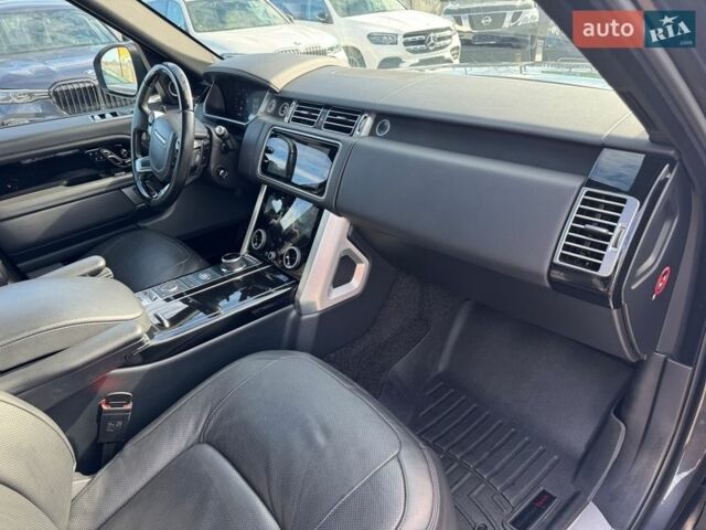 Серый Ленд Ровер Рендж Ровер, объемом двигателя 5 л и пробегом 158 тыс. км за 57000 $, фото 6 на Automoto.ua