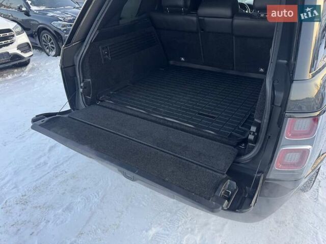 Серый Ленд Ровер Рендж Ровер, объемом двигателя 5 л и пробегом 158 тыс. км за 63900 $, фото 5 на Automoto.ua