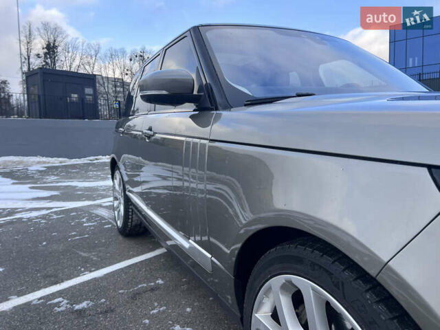 Серый Ленд Ровер Рендж Ровер, объемом двигателя 3 л и пробегом 158 тыс. км за 44000 $, фото 3 на Automoto.ua