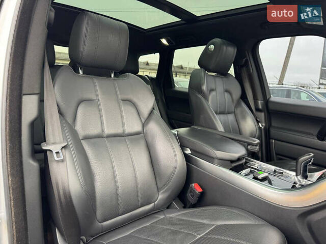 Серый Ленд Ровер Рендж Ровер, объемом двигателя 2.99 л и пробегом 146 тыс. км за 33999 $, фото 32 на Automoto.ua