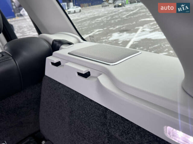 Серый Ленд Ровер Рендж Ровер, объемом двигателя 3 л и пробегом 158 тыс. км за 44000 $, фото 69 на Automoto.ua