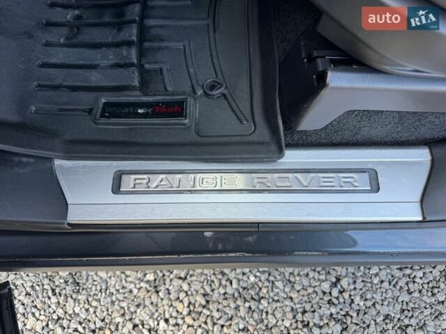 Серый Ленд Ровер Рендж Ровер, объемом двигателя 5 л и пробегом 158 тыс. км за 57000 $, фото 29 на Automoto.ua