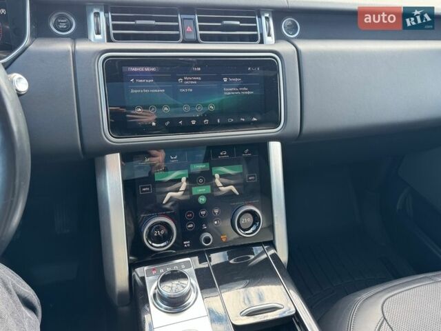 Серый Ленд Ровер Рендж Ровер, объемом двигателя 5 л и пробегом 158 тыс. км за 57000 $, фото 62 на Automoto.ua