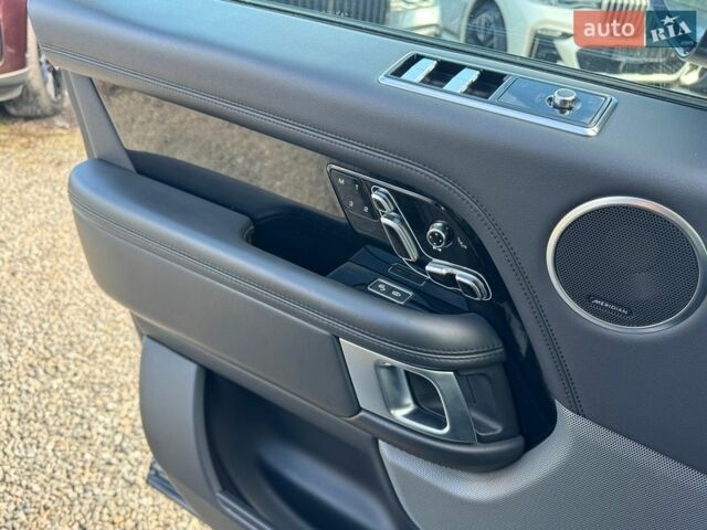 Серый Ленд Ровер Рендж Ровер, объемом двигателя 5 л и пробегом 158 тыс. км за 57000 $, фото 71 на Automoto.ua