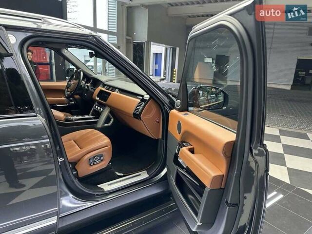 Серый Ленд Ровер Рендж Ровер, объемом двигателя 4.37 л и пробегом 61 тыс. км за 87704 $, фото 9 на Automoto.ua