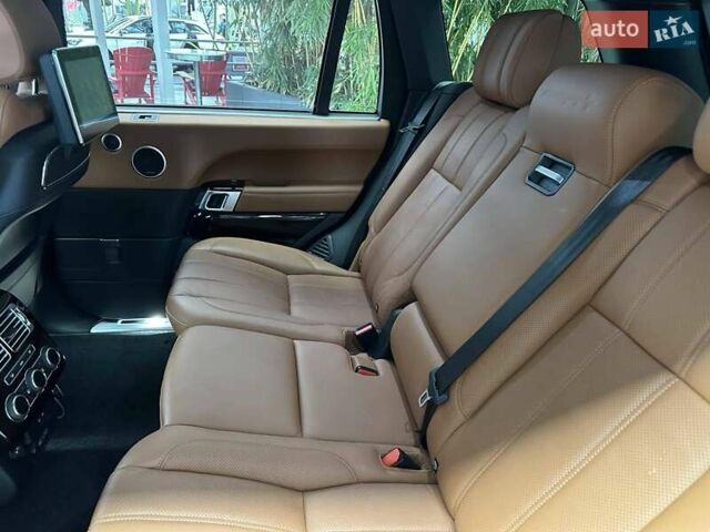 Серый Ленд Ровер Рендж Ровер, объемом двигателя 4.37 л и пробегом 61 тыс. км за 87704 $, фото 25 на Automoto.ua