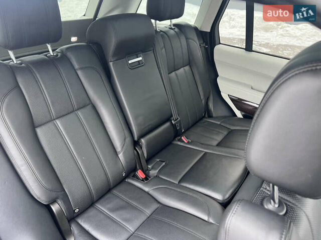 Серый Ленд Ровер Рендж Ровер, объемом двигателя 3 л и пробегом 158 тыс. км за 44000 $, фото 63 на Automoto.ua