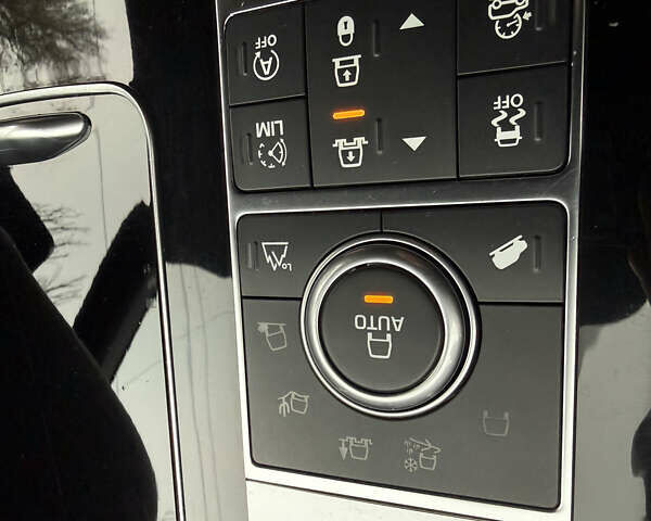 Сірий Ленд Ровер Рендж Ровер, об'ємом двигуна 4.37 л та пробігом 125 тис. км за 52100 $, фото 15 на Automoto.ua