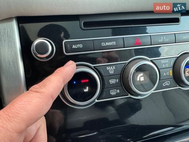 Серый Ленд Ровер Рендж Ровер, объемом двигателя 3 л и пробегом 153 тыс. км за 29900 $, фото 127 на Automoto.ua