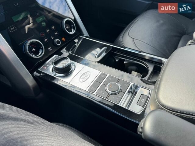 Серый Ленд Ровер Рендж Ровер, объемом двигателя 5 л и пробегом 158 тыс. км за 57000 $, фото 63 на Automoto.ua