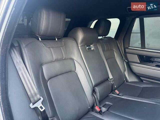 Серый Ленд Ровер Рендж Ровер, объемом двигателя 5 л и пробегом 158 тыс. км за 63900 $, фото 83 на Automoto.ua