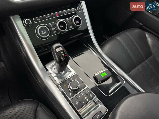 Серый Ленд Ровер Рендж Ровер, объемом двигателя 2.99 л и пробегом 146 тыс. км за 33999 $, фото 68 на Automoto.ua